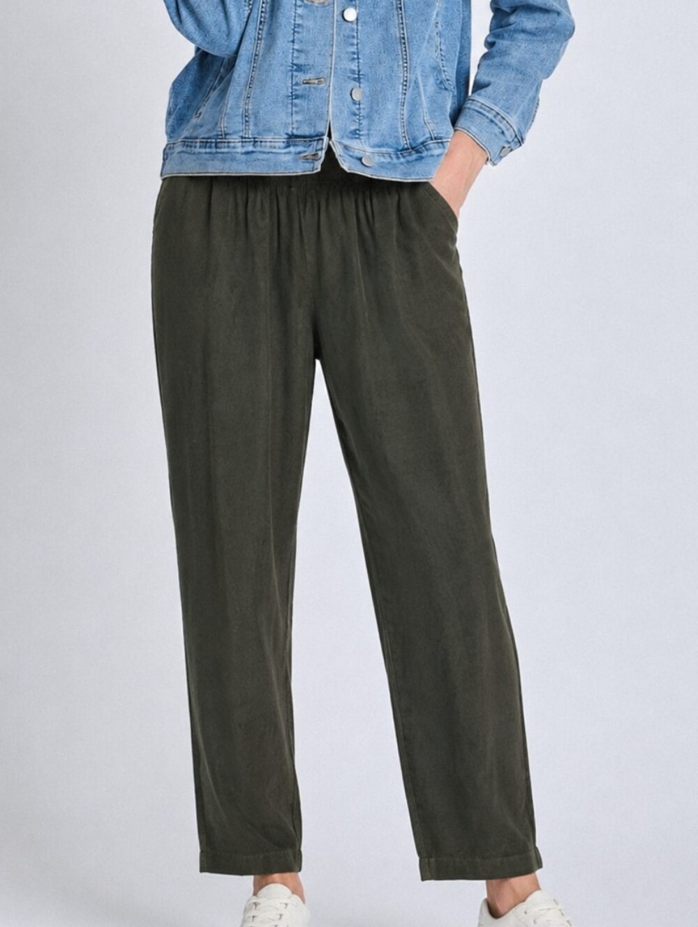 Dressbarn Olive Green Suede-FeelPull On Pants Straight Leg Size 14